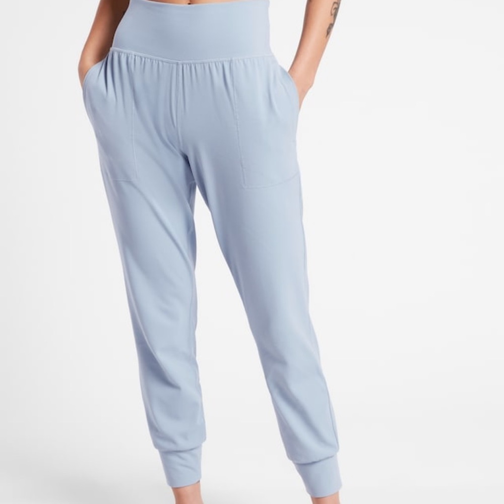 Athleta Salutation Jogger light blue/size small